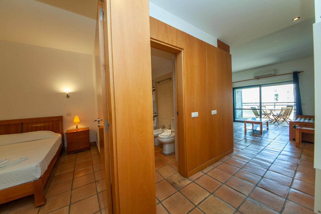 A11 - Marinapark Hill Beach Apartment Lagos Eksteriør billede